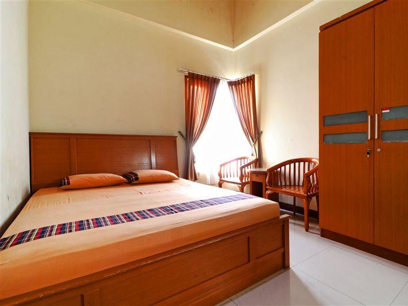 Bedur Homestay Syariah Bekasi Exterior photo