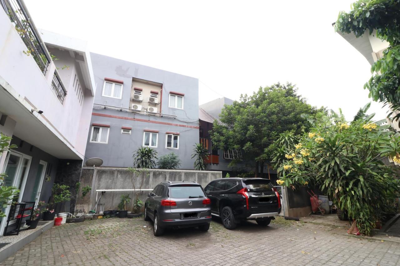 Bedur Homestay Syariah Bekasi Exterior photo